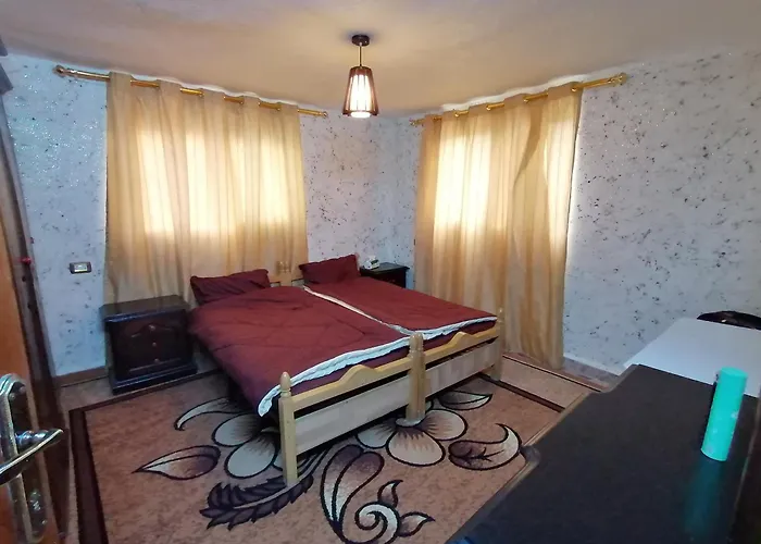 Mhna Guest House